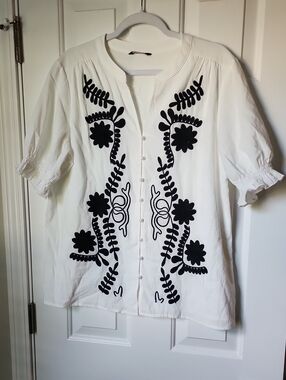 Amazon White Button-Front Blouse with Black Floral Embroidery